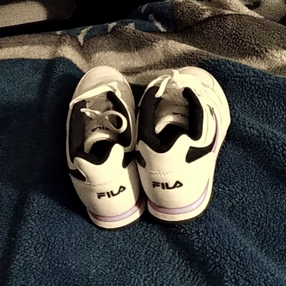 Fila - Picture 4 of 4
